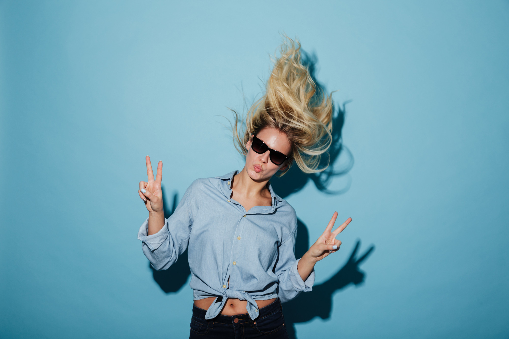 Trendovi koji naglašavaju figuru – kako istaknuti obline i osjećati se samouvjereno