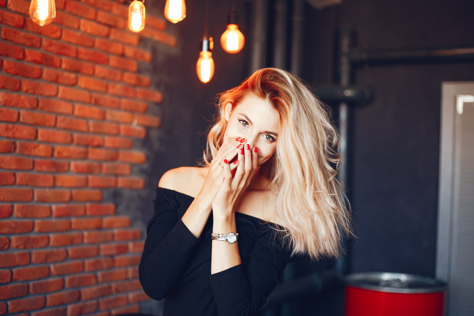 Kako aroma masaža lica poboljšava tonus i elastičnost kože